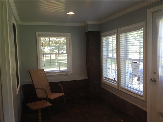 3140 Guion Road Indianapolis, IN 46222 - Photo 3 of 21 Gallery Image 3