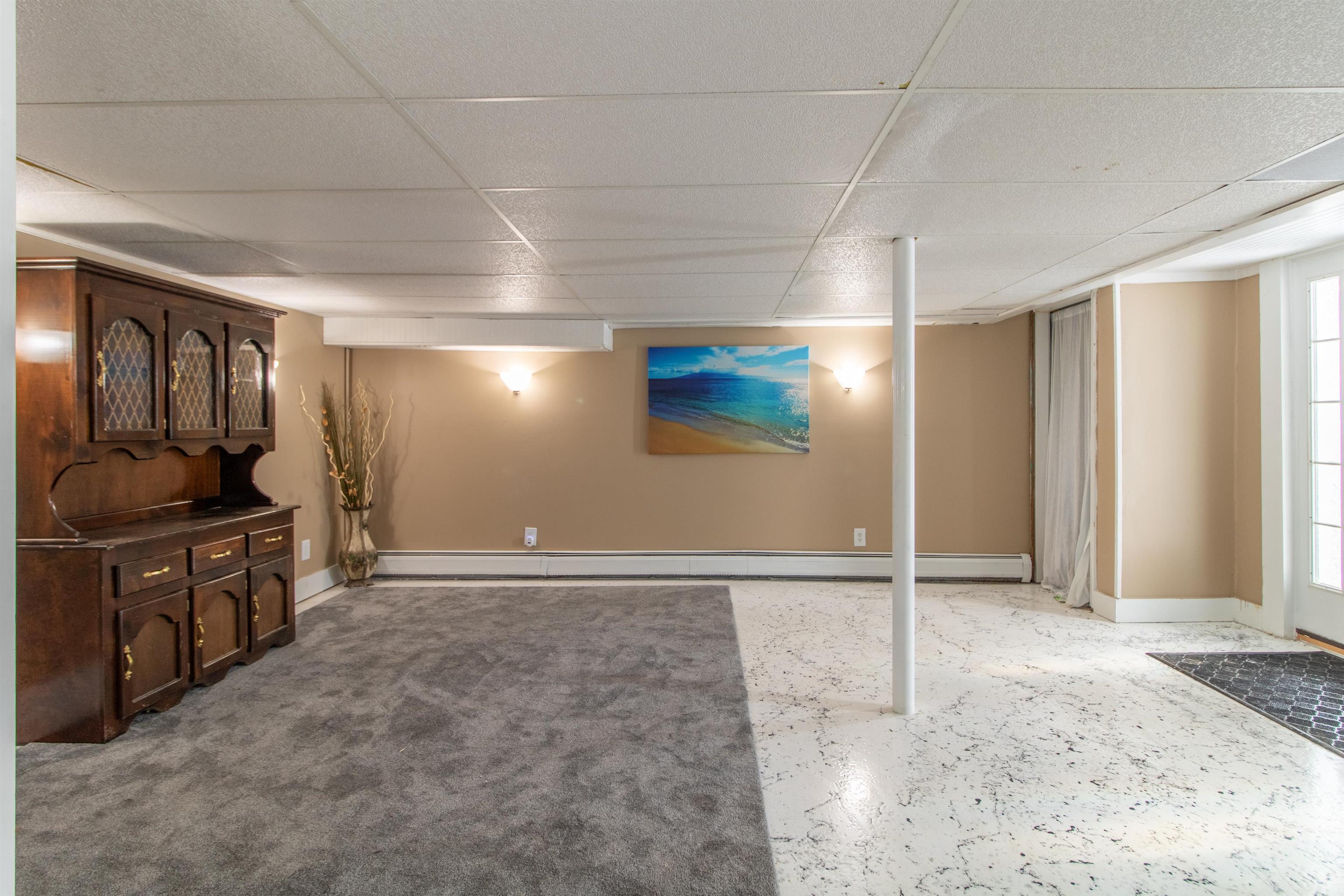 827 Lake Road Newport, VT 05855 - Photo 4 of 42 Gallery Image 4