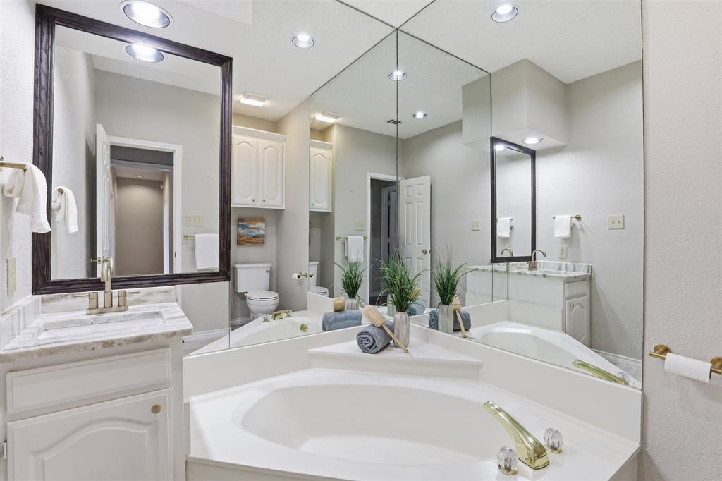 6816 Riverridge Road Fort Worth, TX 76116 - Photo 19 of 25