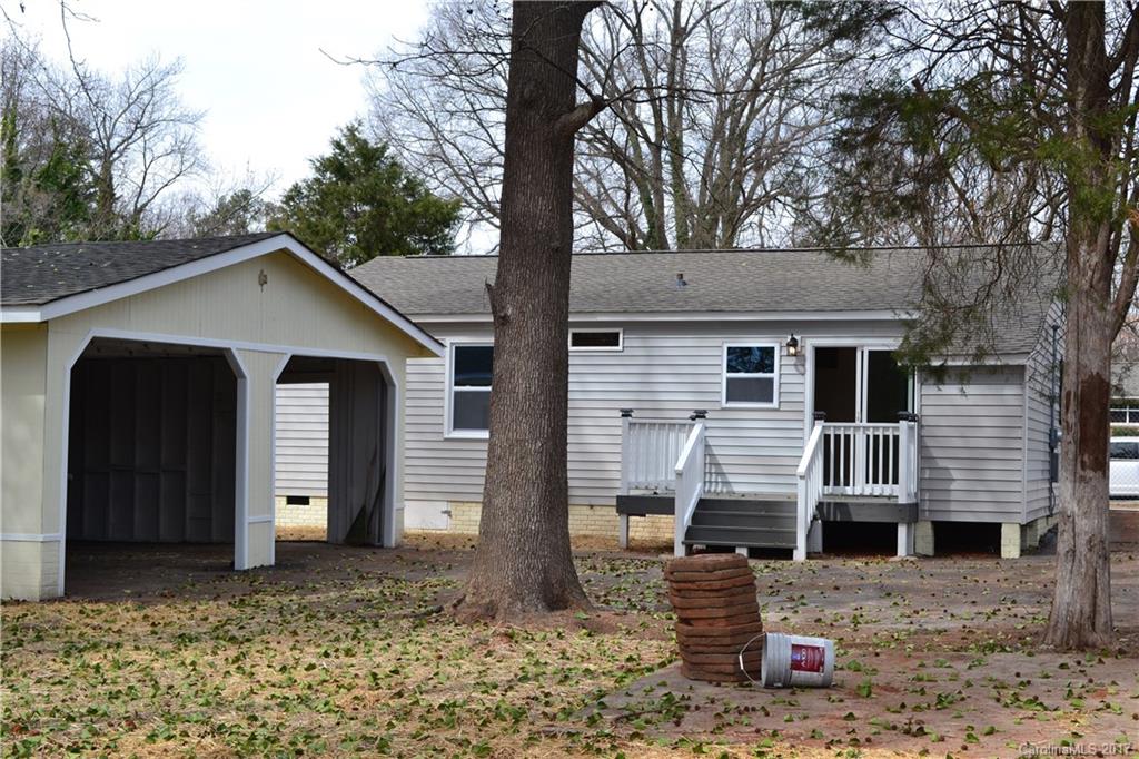 2415 Thornton Road Charlotte, NC 28208 - Photo 6 of 11 Gallery Image 6