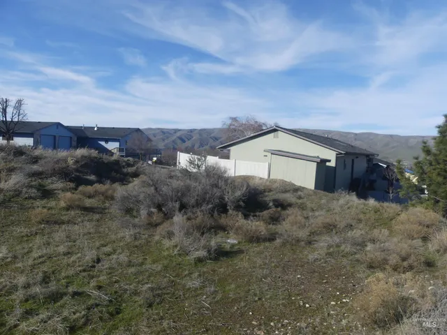 $90,000 | 2987 Knoll Crest Drive, Lewiston, ID 83501