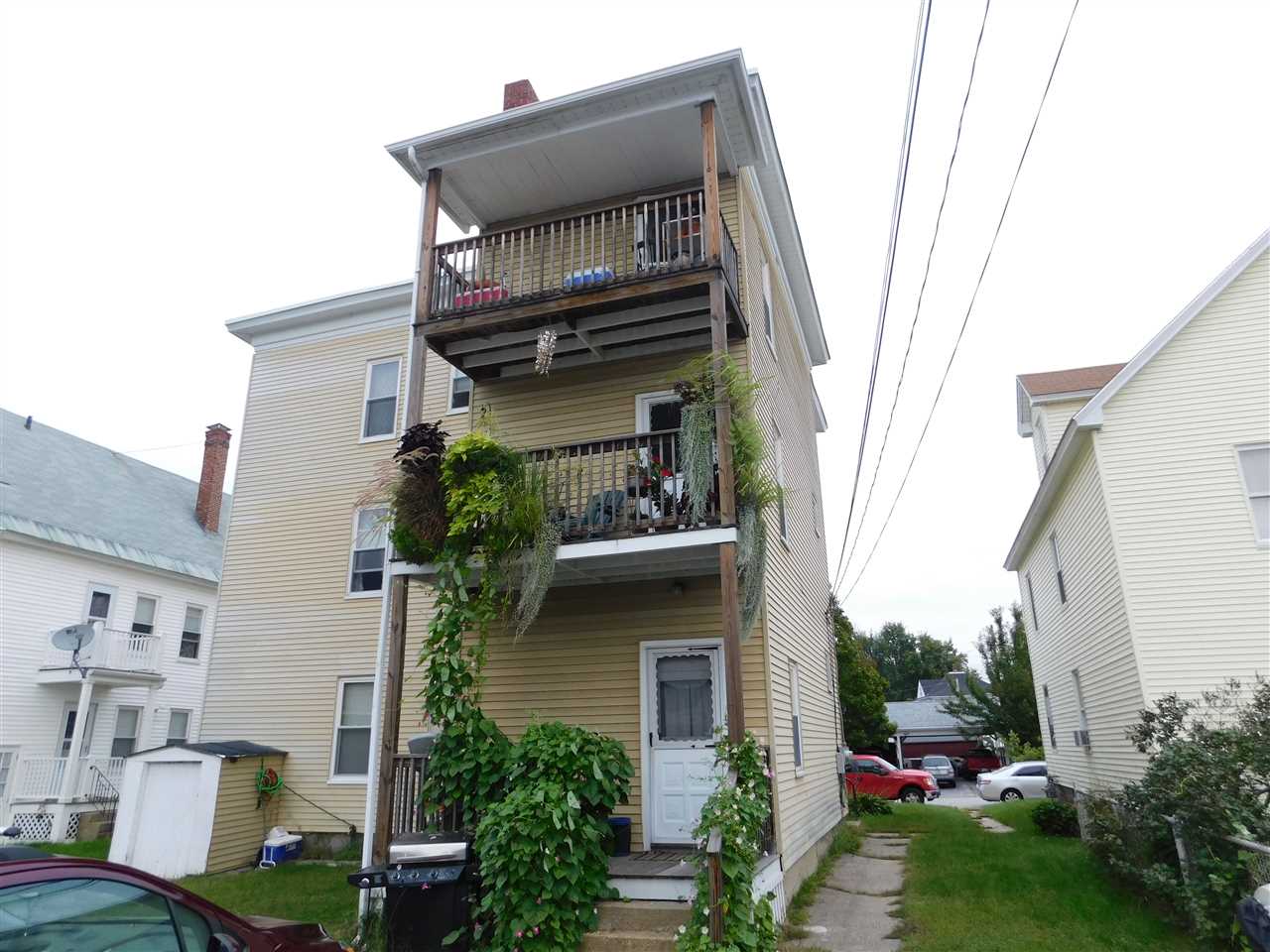 690 Rimmon Street Manchester, NH 03102 - Photo 3 of 16