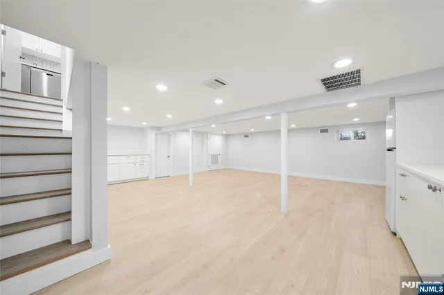 $3,900 | 21 Milton Street, Cresskill, NJ 07626