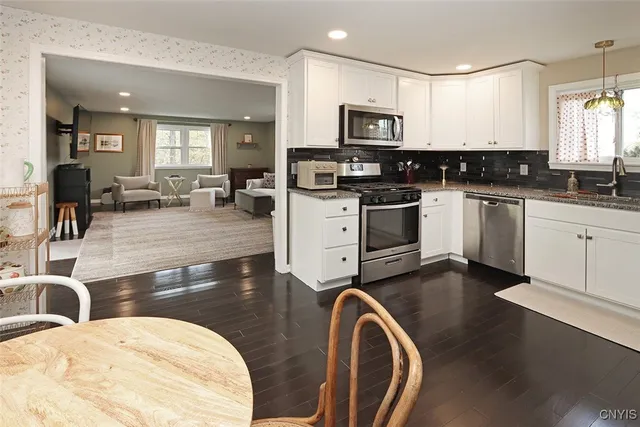 $285,000 | 6 Brister Avenue, Auburn, NY 13021