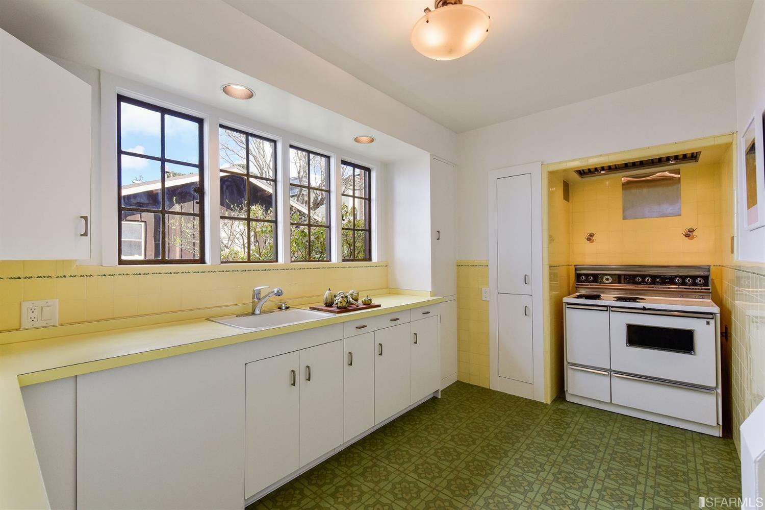 144 Belgrave Avenue San Francisco, CA 94117 - Photo 44 of 88