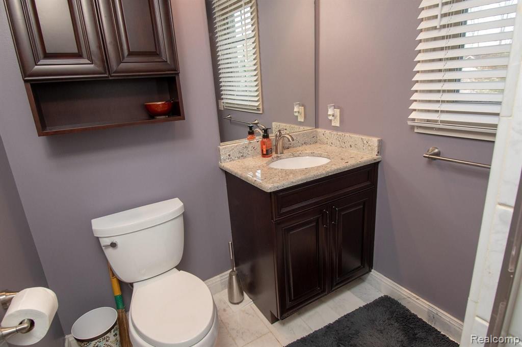222 Windrift Rochester Hills, MI 48307 - Photo 35 of 47 Gallery Image 35
