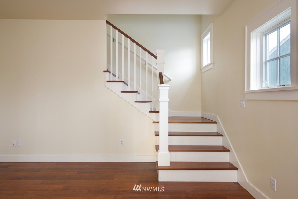 708 North 82nd Street Seattle, WA 98103 - Photo 11 of 25 Gallery Image 11