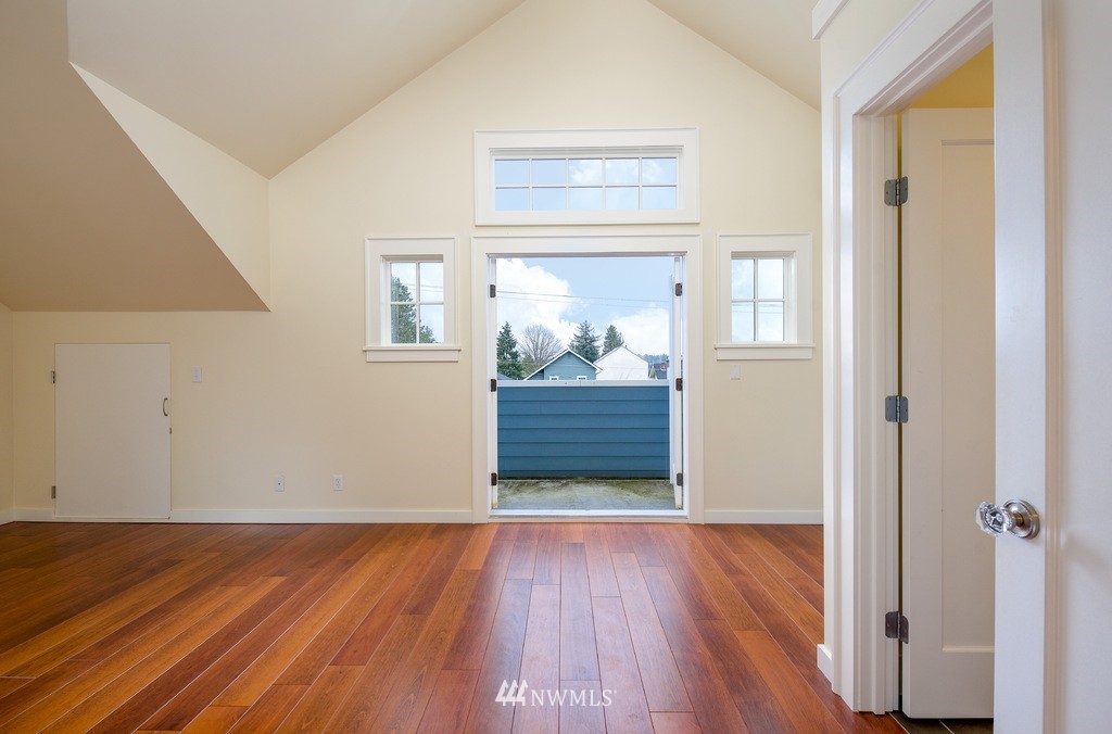 708 North 82nd Street Seattle, WA 98103 - Photo 12 of 25 Gallery Image 12