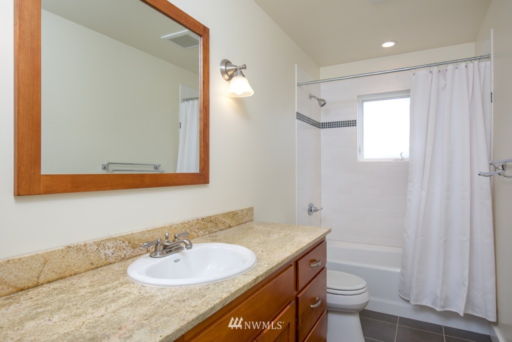 708 North 82nd Street Seattle, WA 98103 - Photo 16 of 25 Gallery Image 16