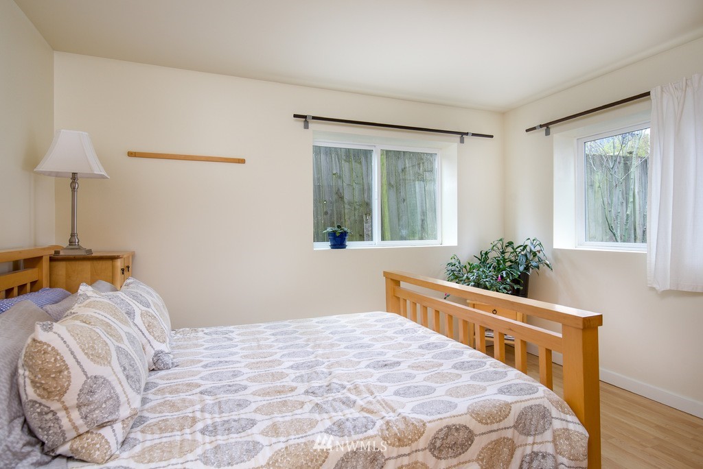 708 North 82nd Street Seattle, WA 98103 - Photo 22 of 25 Gallery Image 22