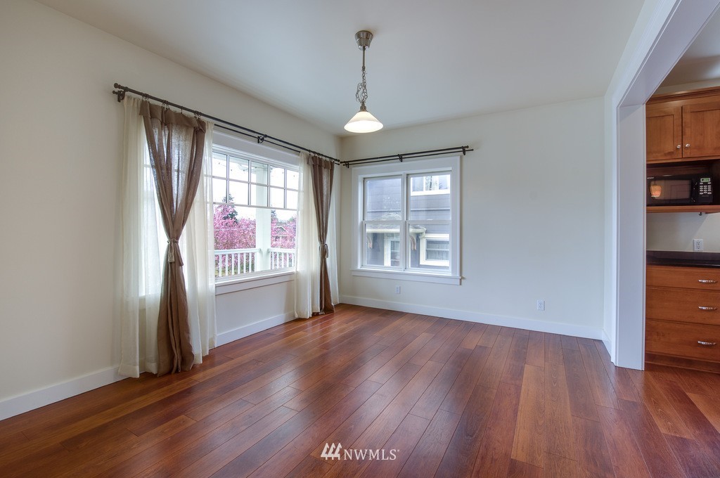 708 North 82nd Street Seattle, WA 98103 - Photo 4 of 25 Gallery Image 4