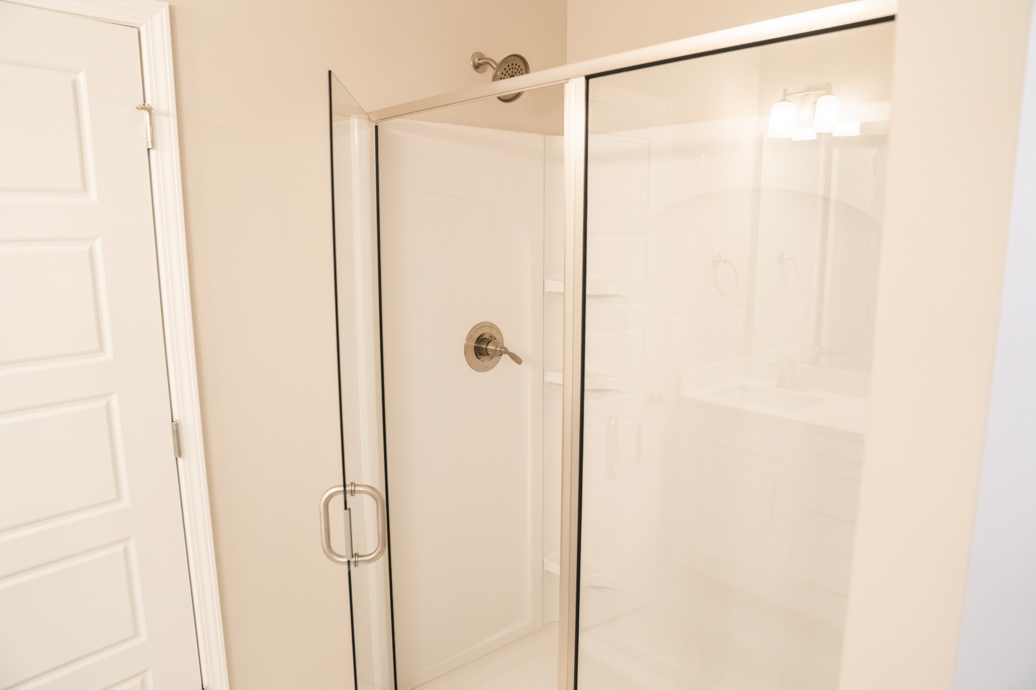 337 Carver Connection, Unit 33 Lebanon, TN 37087 - Photo 13 of 21 a bathroom with a shower