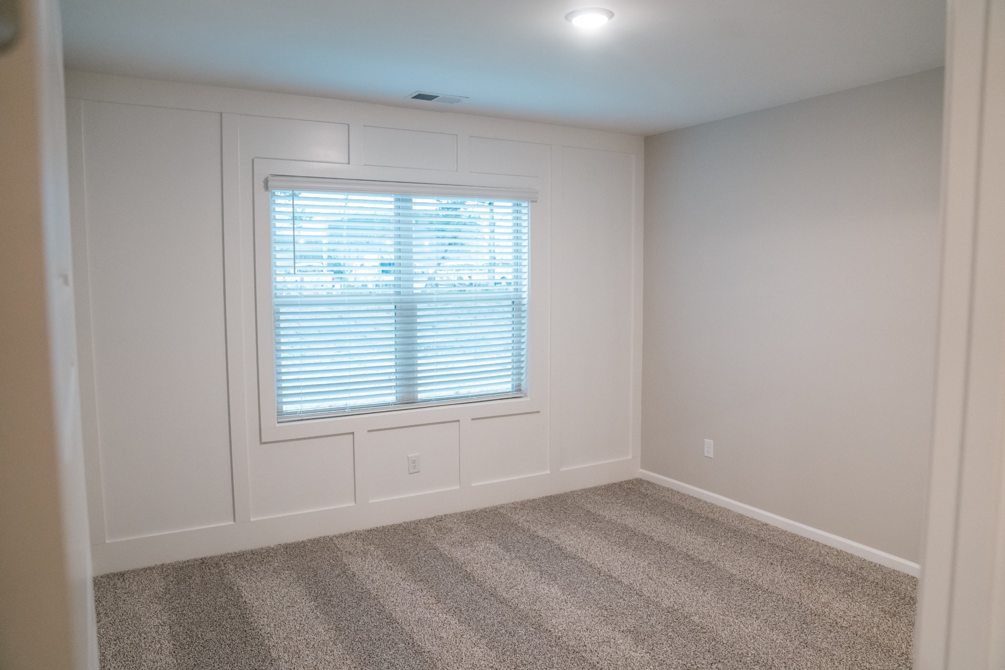 337 Carver Connection, Unit 33 Lebanon, TN 37087 - Photo 9 of 21 an empty room with a window