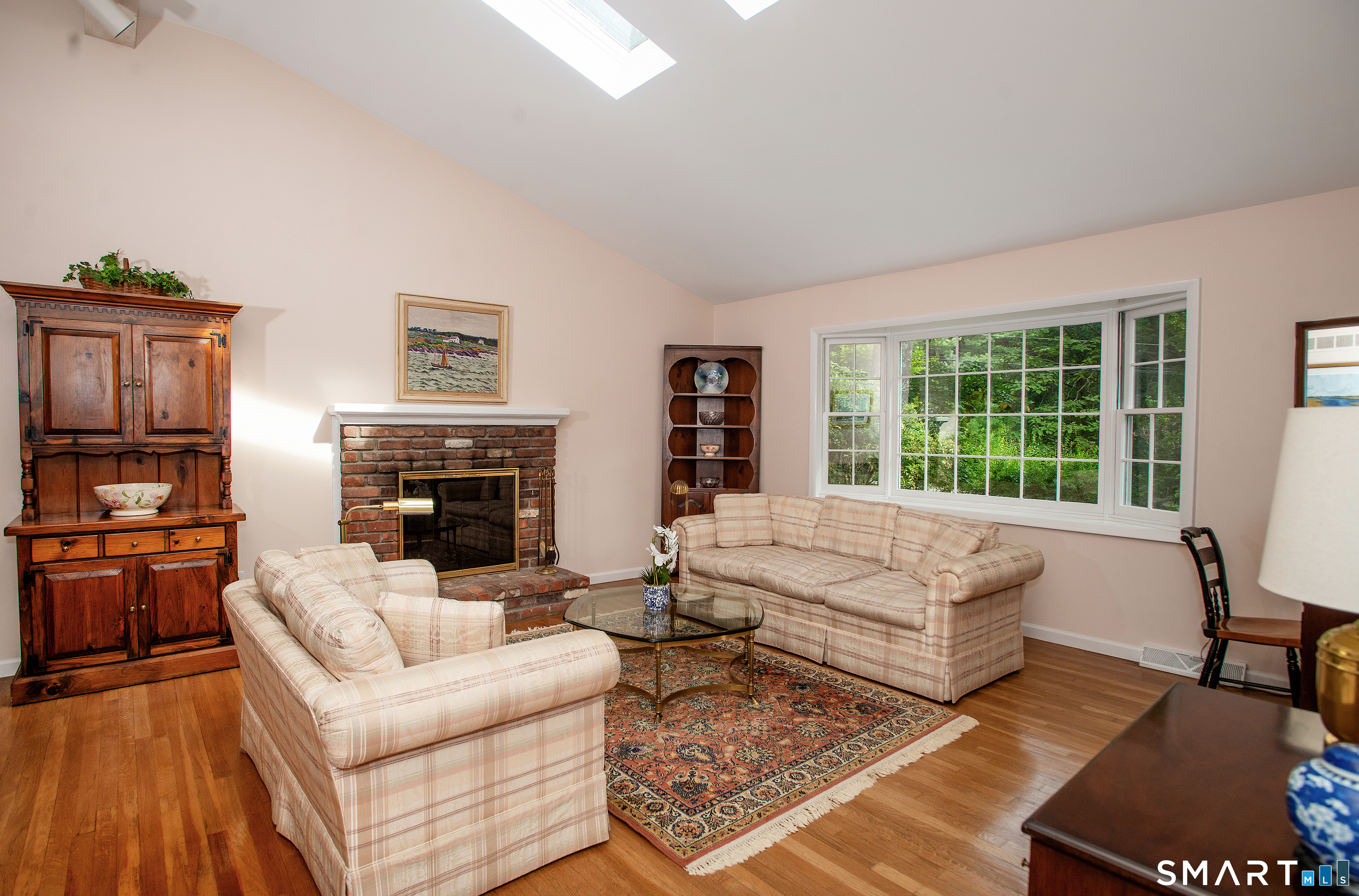 85 Mountain Road Redding, CT 06896 - Photo 5 of 26 Gallery Image 5