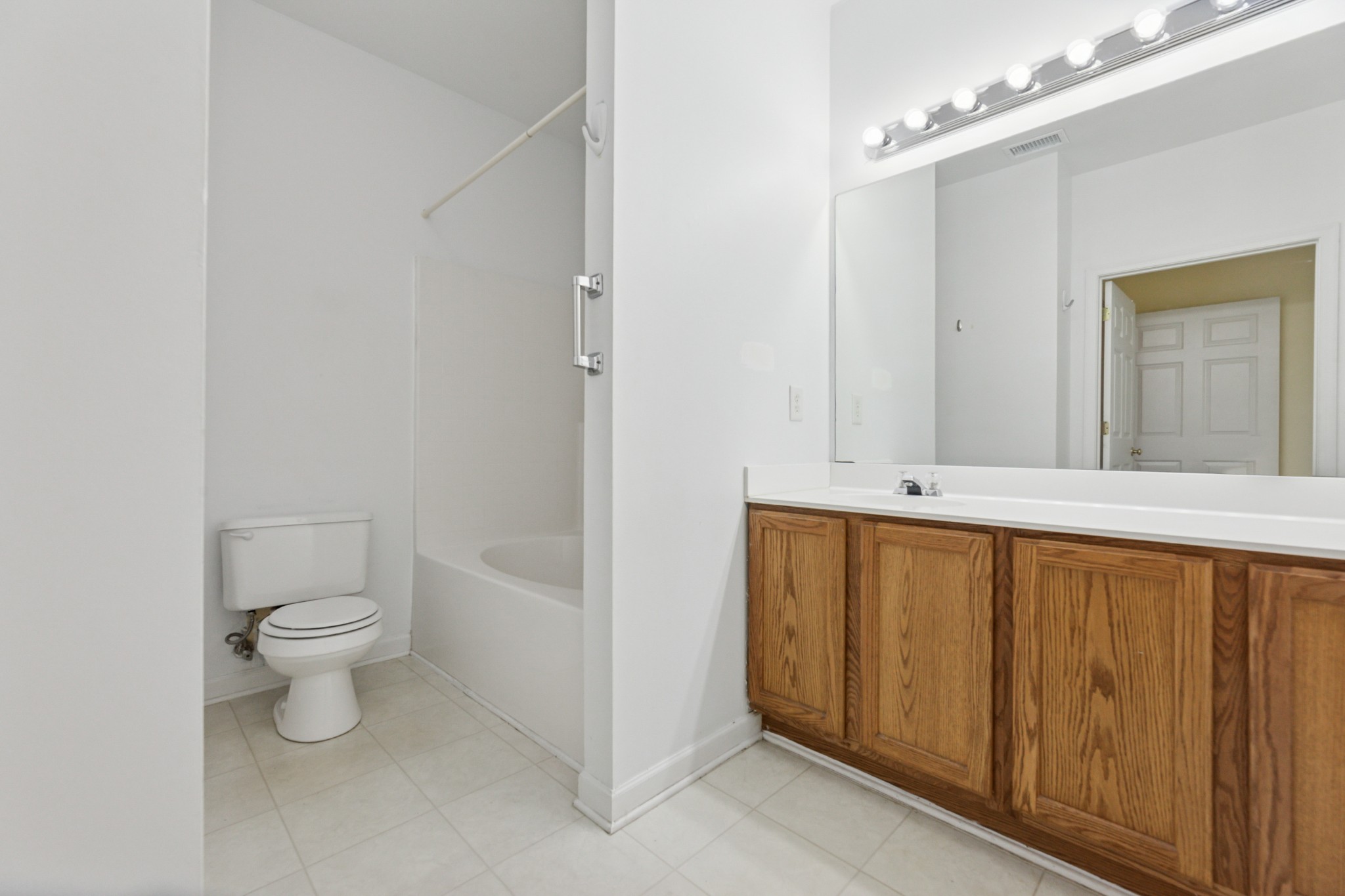 3401 Anderson Road, Unit 63 Antioch, TN 37013 - Photo 14 of 28 Gallery Image 14