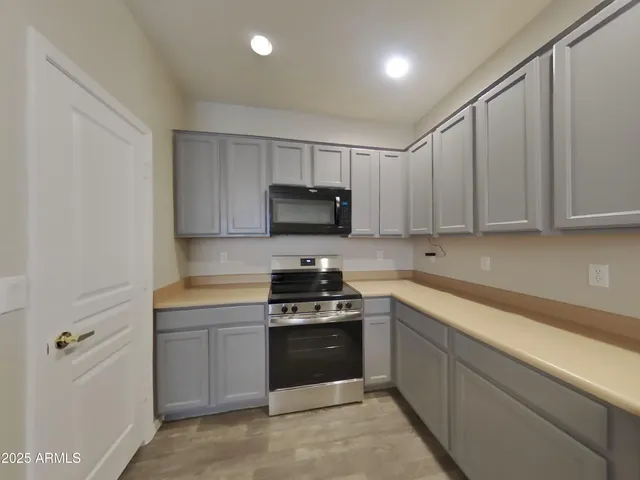 $1,739 | 6410 South 72nd Lane, Laveen, AZ 85339