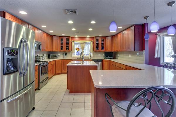 103 Wilmington Road Burlington, MA 01803 - Photo 5 of 26 Gallery Image 5