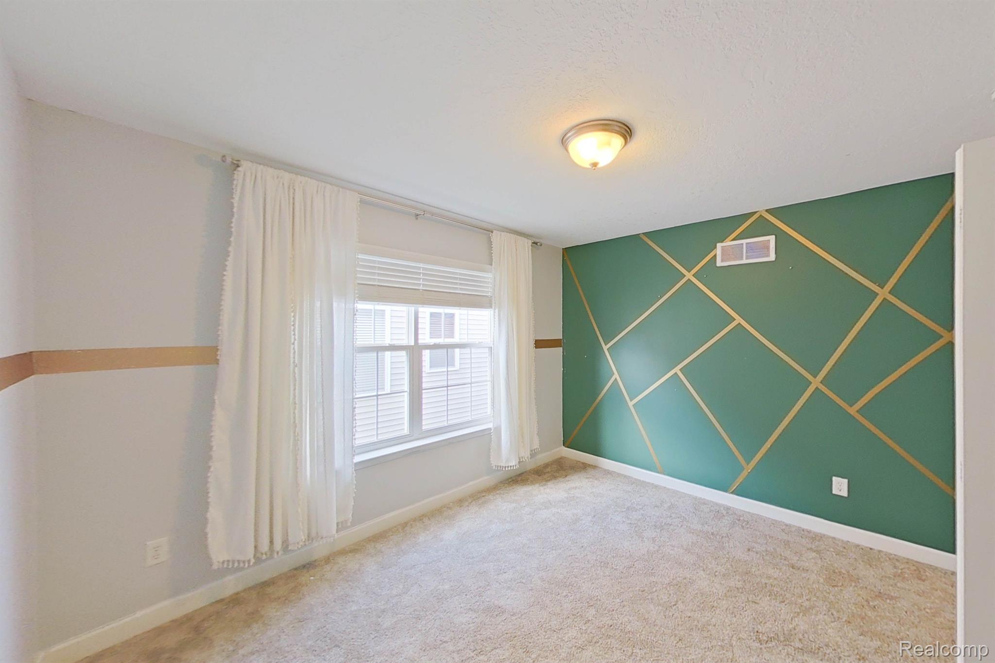 27147 Victoria Road Novi, MI 48374 - Photo 48 of 74 Gallery Image 48