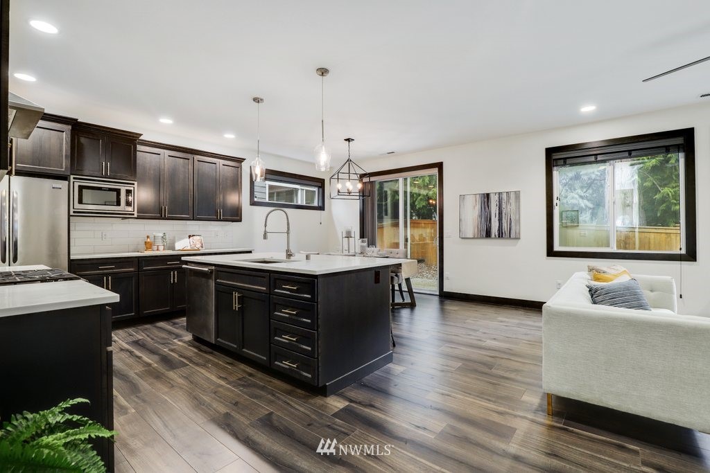 9 193rd Place Southeast Bothell, WA 98012 - Photo 11 of 40