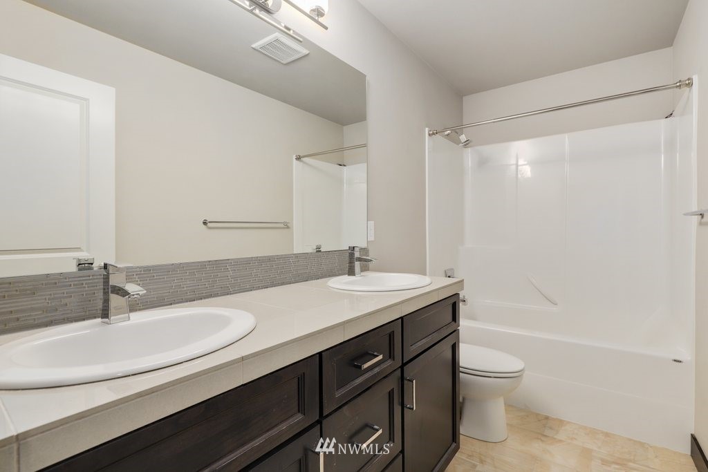 9 193rd Place Southeast Bothell, WA 98012 - Photo 30 of 40