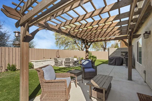 $529,900 | 13929 Orchard View Court, Lockeford, CA 95237