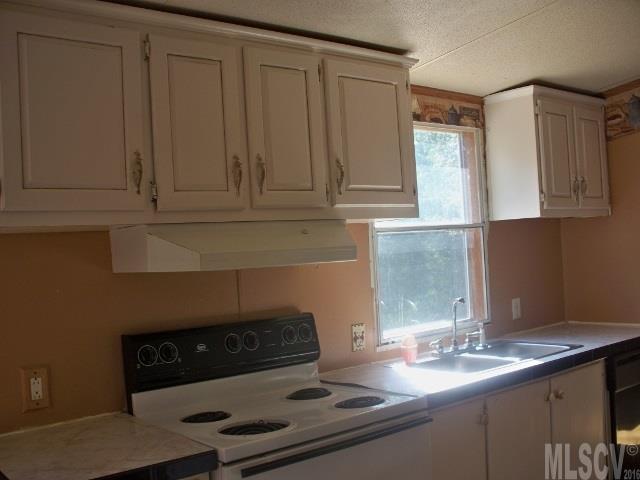 101 River Ridge Lane Hickory, NC 28601 - Photo 5 of 12 Gallery Image 5