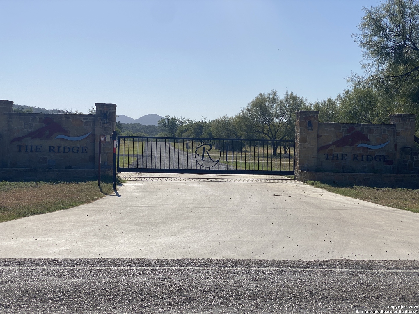 935 Ridge Loop Rio Frio, TX 78879 - Photo 5 of 23 a view of a street