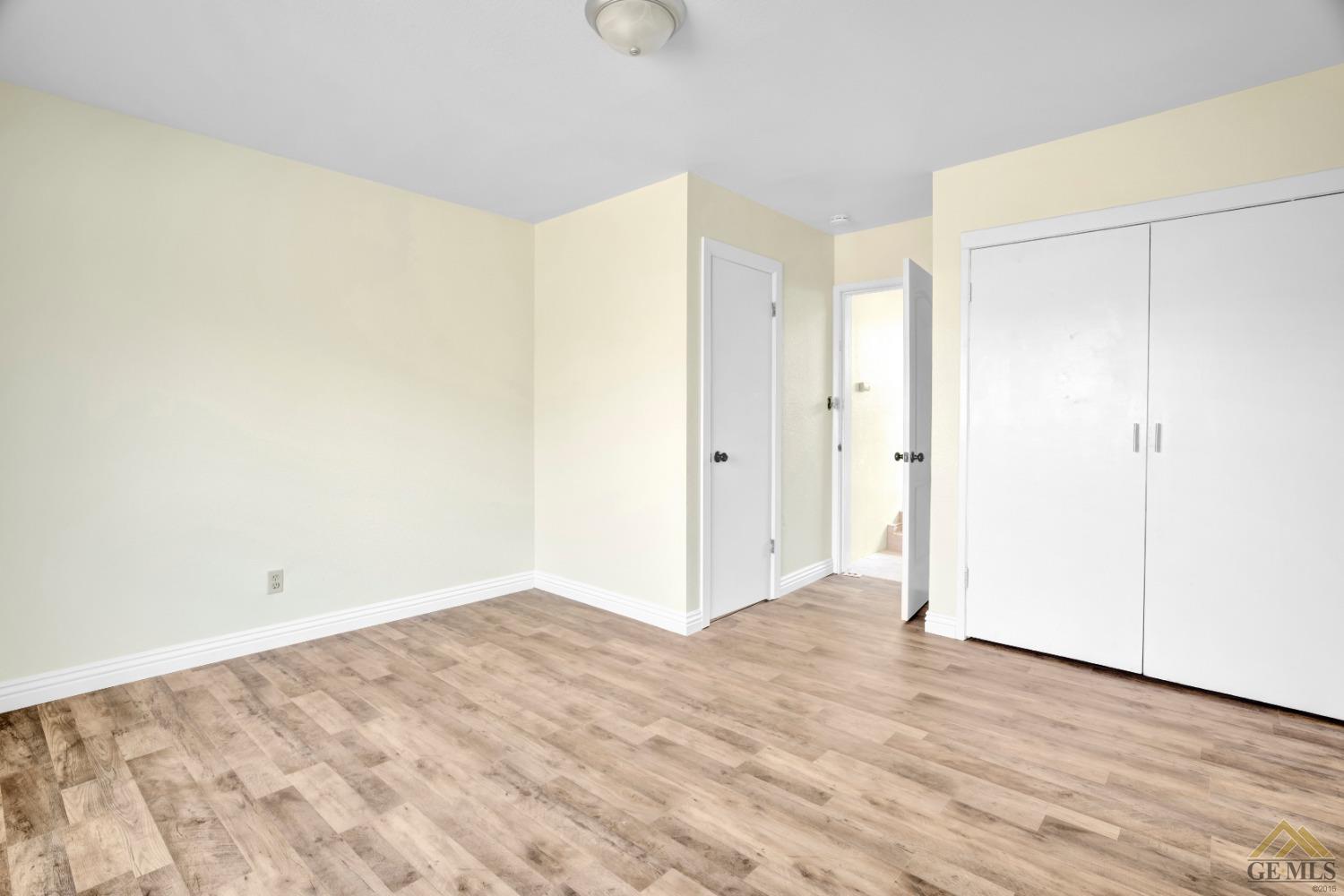 Undisclosed Address Bakersfield, CA 93308 - Photo 19 of 34 a view of an empty room