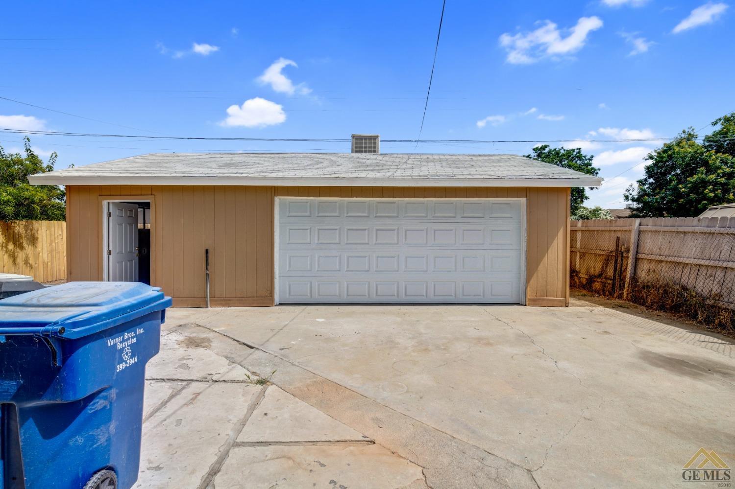 Undisclosed Address Bakersfield, CA 93308 - Photo 23 of 34