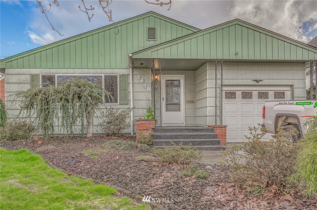 2649 Florida Street Longview, WA 98632 - Photo 1 of 15 Gallery Image 1