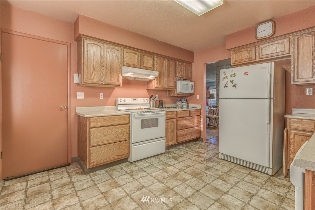2649 Florida Street Longview, WA 98632 - Photo 3 of 15 Gallery Image 3