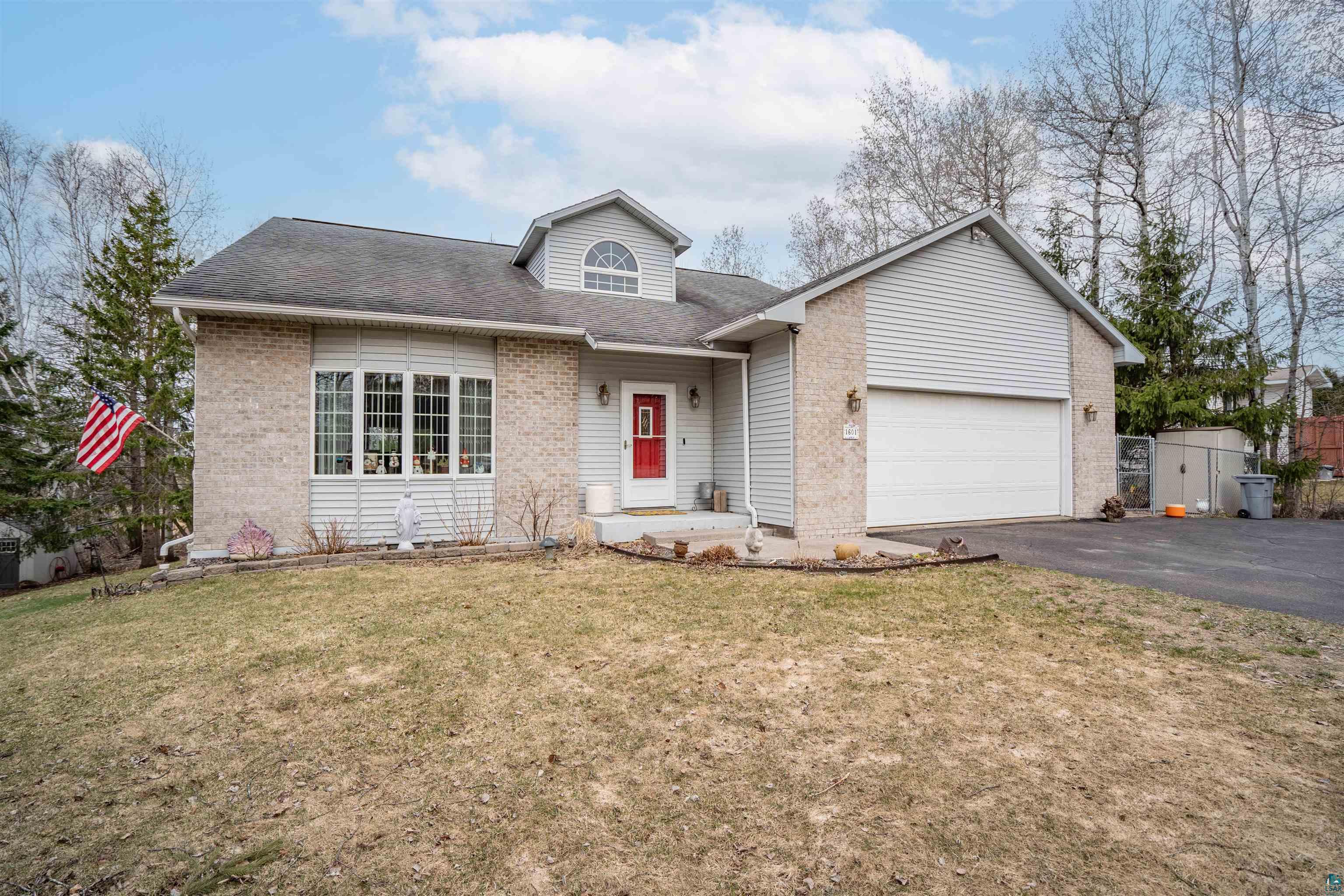 1601 Lavaque Road Proctor, MN 55810 - Photo 1 of 38 Gallery Image 1