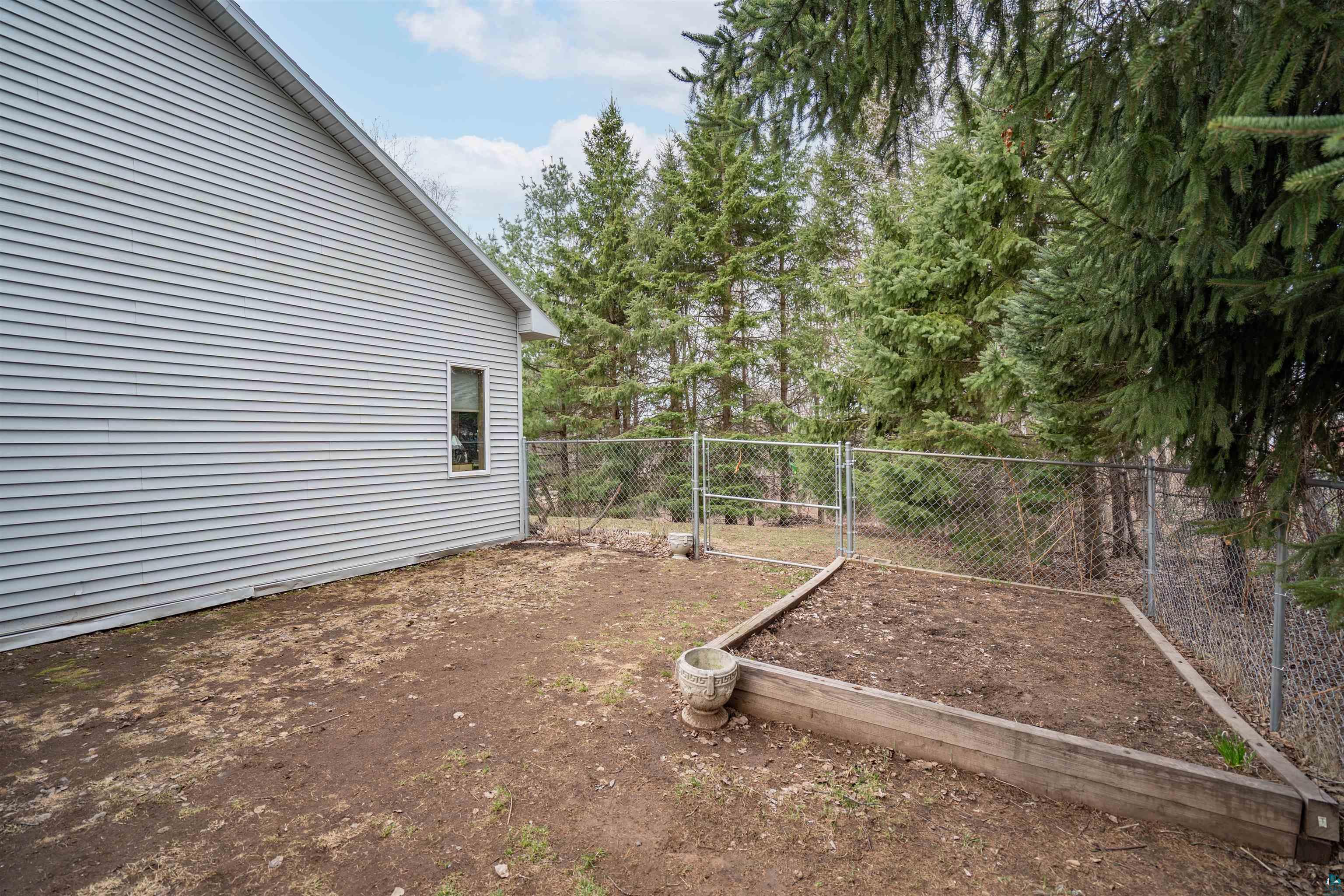1601 Lavaque Road Proctor, MN 55810 - Photo 25 of 38 Gallery Image 25