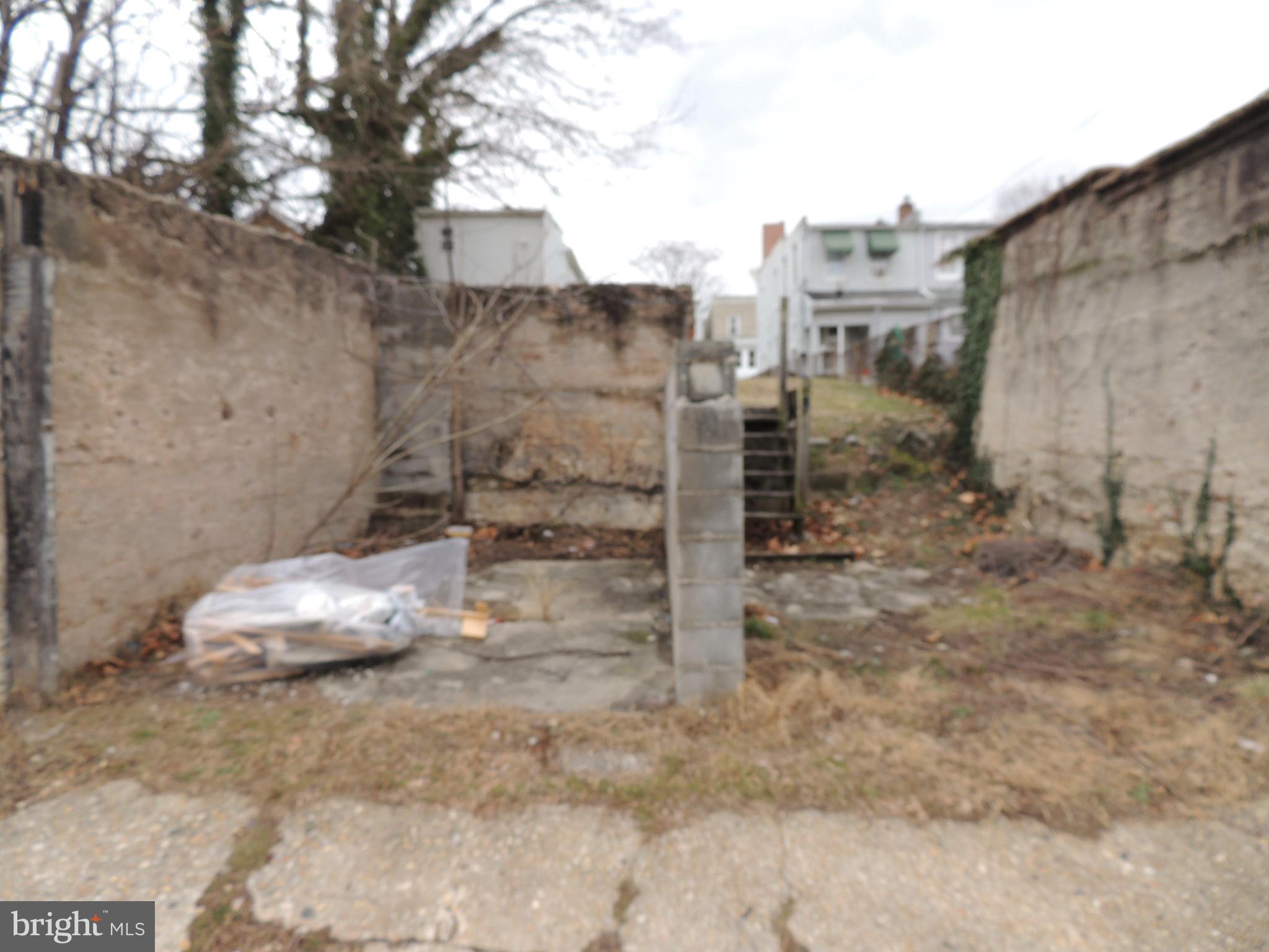 3858 Falls Road Baltimore, MD 21211 - Photo 17 of 18 Rear Parking
