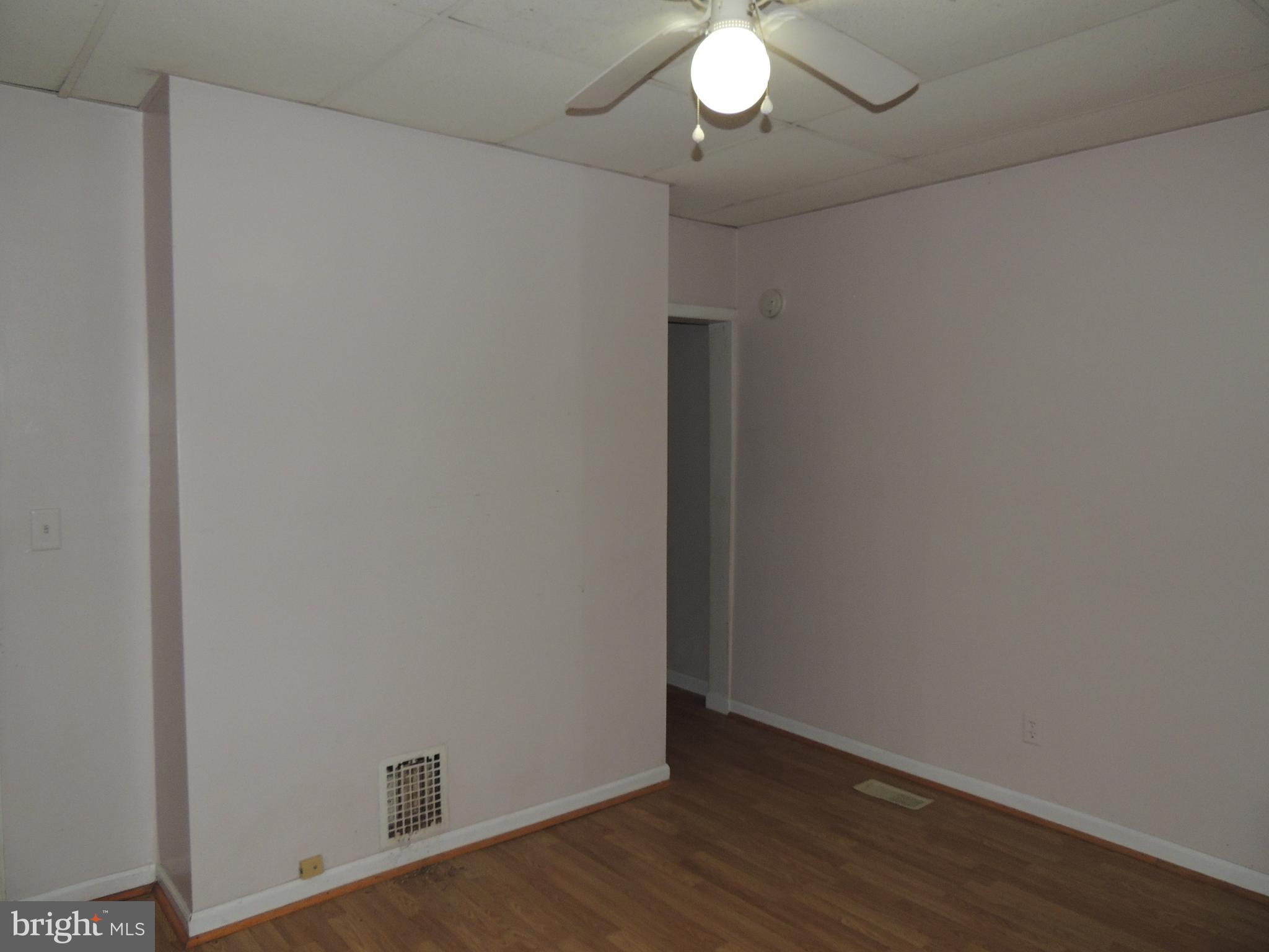 3858 Falls Road Baltimore, MD 21211 - Photo 3 of 18 Gallery Image 3