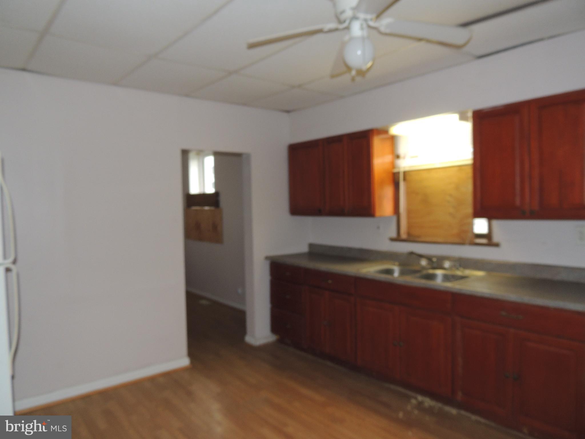 3858 Falls Road Baltimore, MD 21211 - Photo 5 of 18 Gallery Image 5