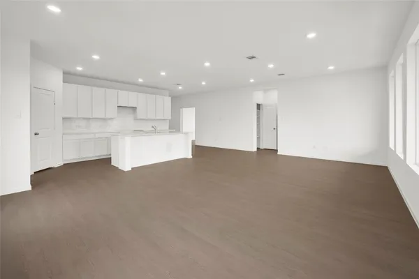 $261,800 | 201 Orchard Cove, Snook, TX 77879