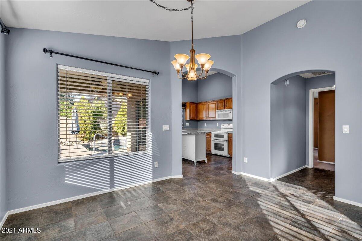 46176 West Tucker Road Maricopa, AZ 85139 - Photo 8 of 28 Dining Area