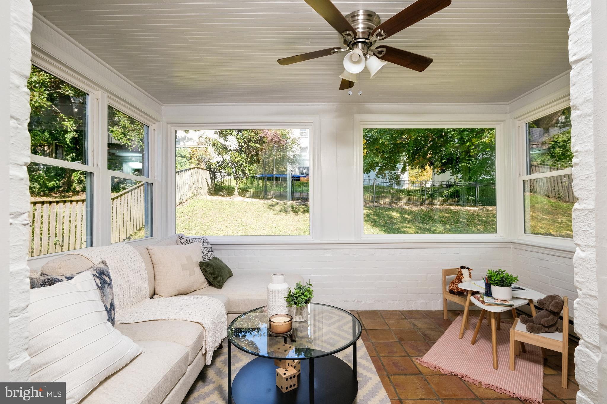 4633 River Road Bethesda, MD 20816 - Photo 12 of 44 Sunroom/playroom