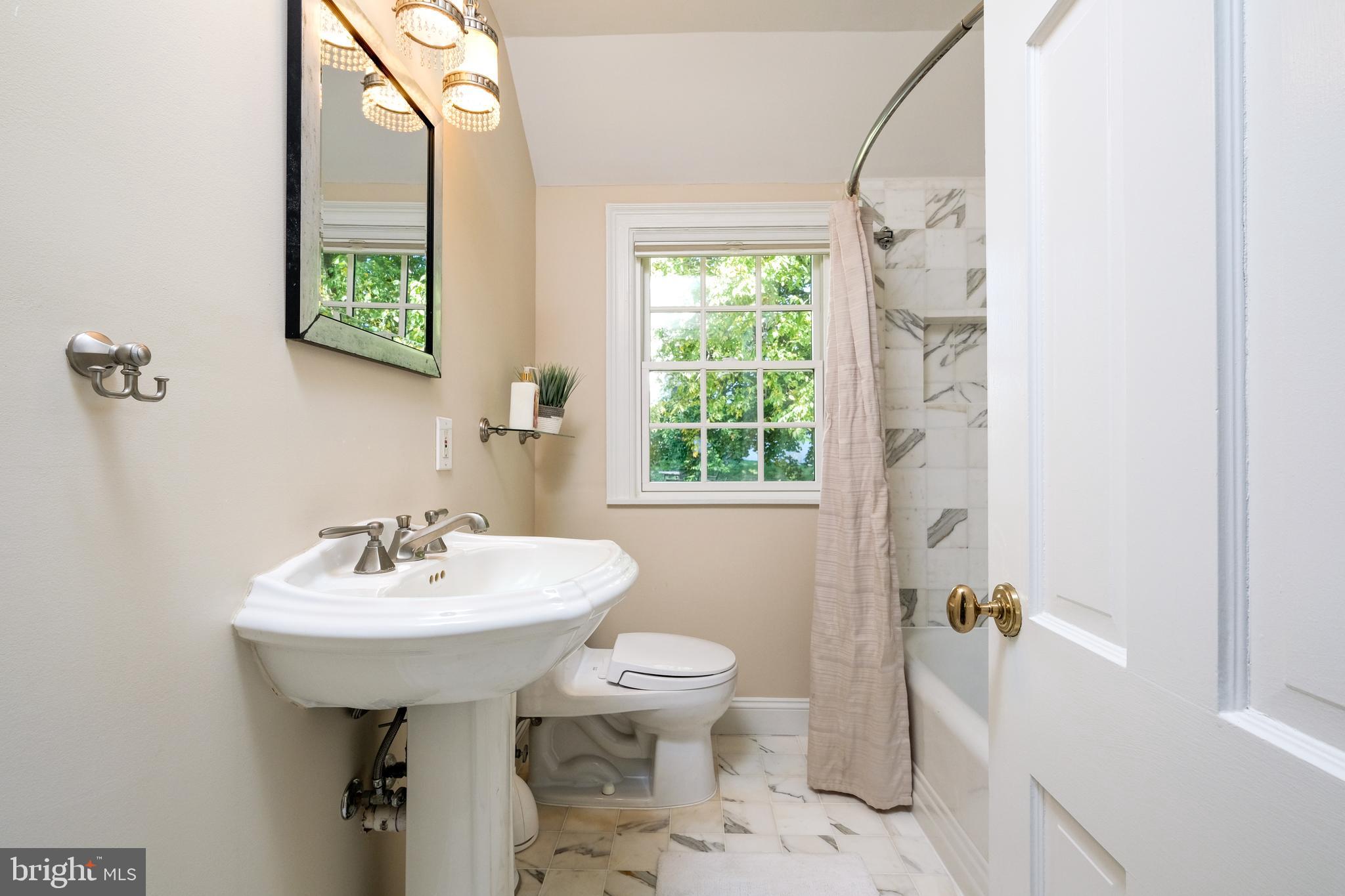 4633 River Road Bethesda, MD 20816 - Photo 32 of 44 Renovated upstairs bath