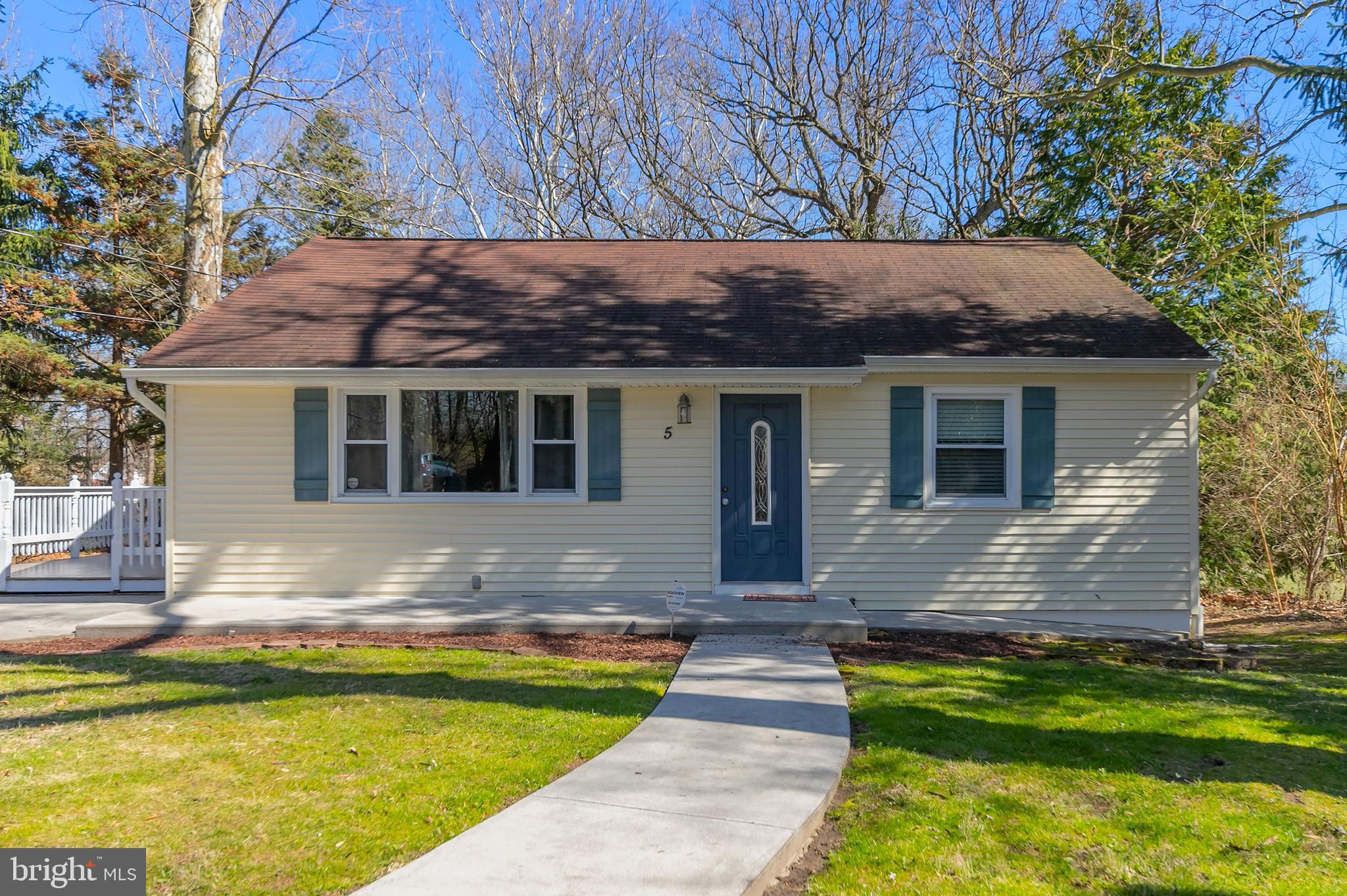 5 Andaloro Way Deptford, NJ 08093 - Photo 1 of 14