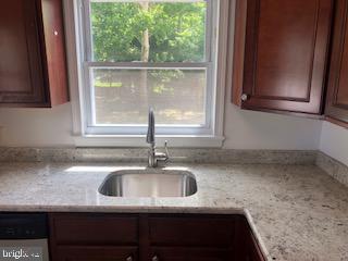 5 Andaloro Way Deptford, NJ 08093 - Photo 4 of 14