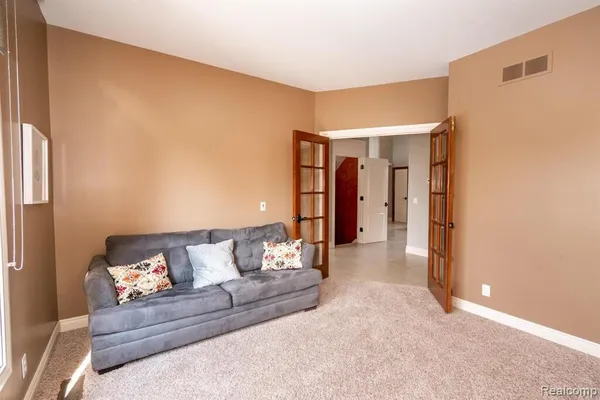 $825,000 | 57629 Stonebriar Drive, Washington, MI 48094