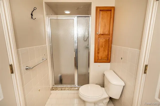 $840,000 | 57629 Stonebriar Drive, Washington, MI 48094