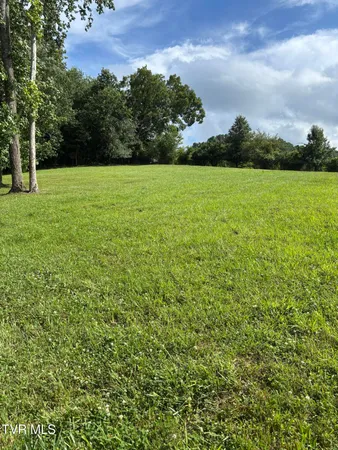 $100,500 | 1095 Reynolds Road, Unit 29, Piney Flats, TN 37686