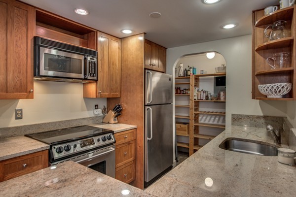 84 Main Street, Unit 84 Boston, MA 02129 - Photo 7 of 19