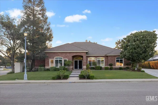 $735,000 | Undisclosed Address, Bakersfield, CA 93308