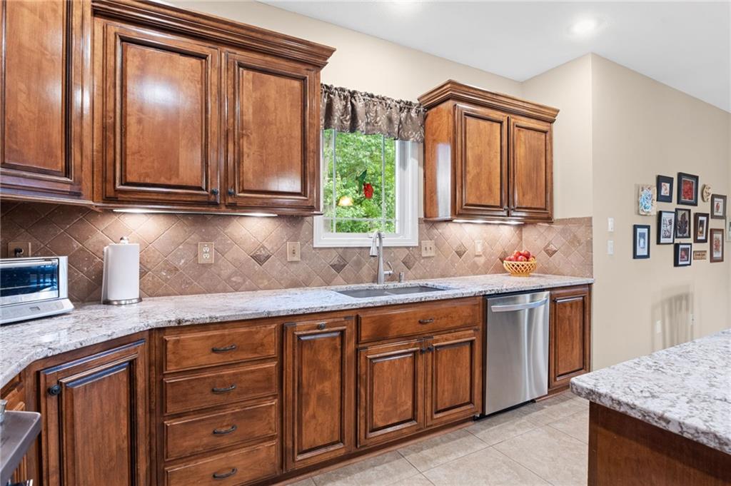 6816 Longview Road Shawnee, KS 66218 - Photo 27 of 58