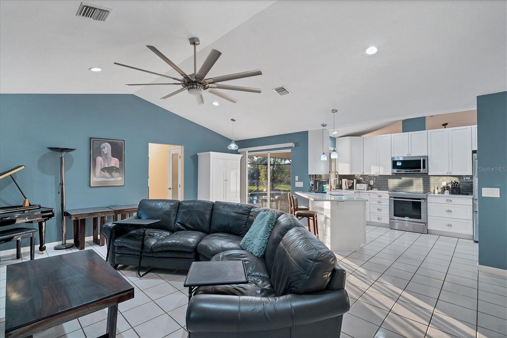 25 Fairway Road Rotonda West, FL 33947 - Photo 13 of 45 Gallery Image 13