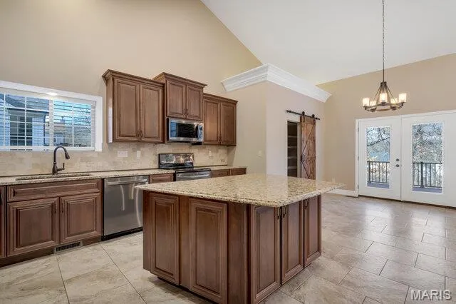 $600,000 | 623 Castle Ridge Drive, Wentzville, MO 63385